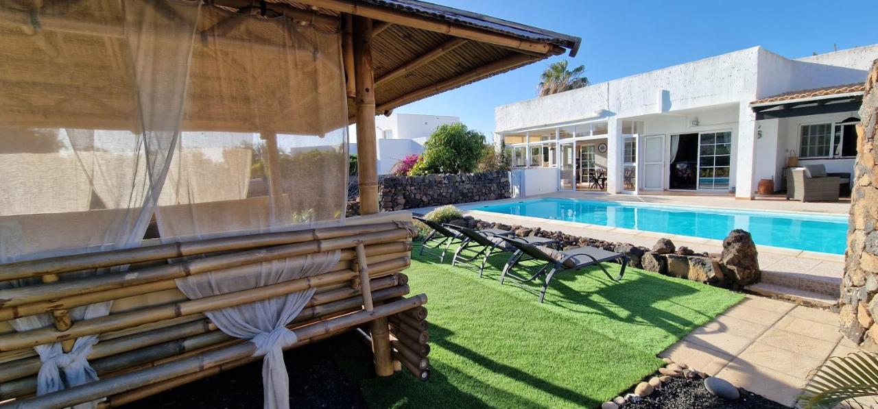 Casa Yukka Villa With Heated Pool Лахарес Экстерьер фото